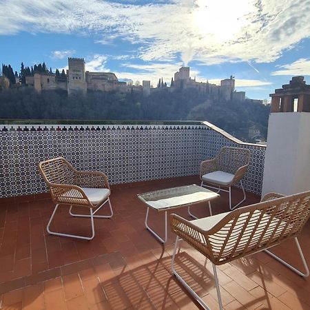 Zenit Mediterranean Suites By Florentia Homes Granada Dış mekan fotoğraf