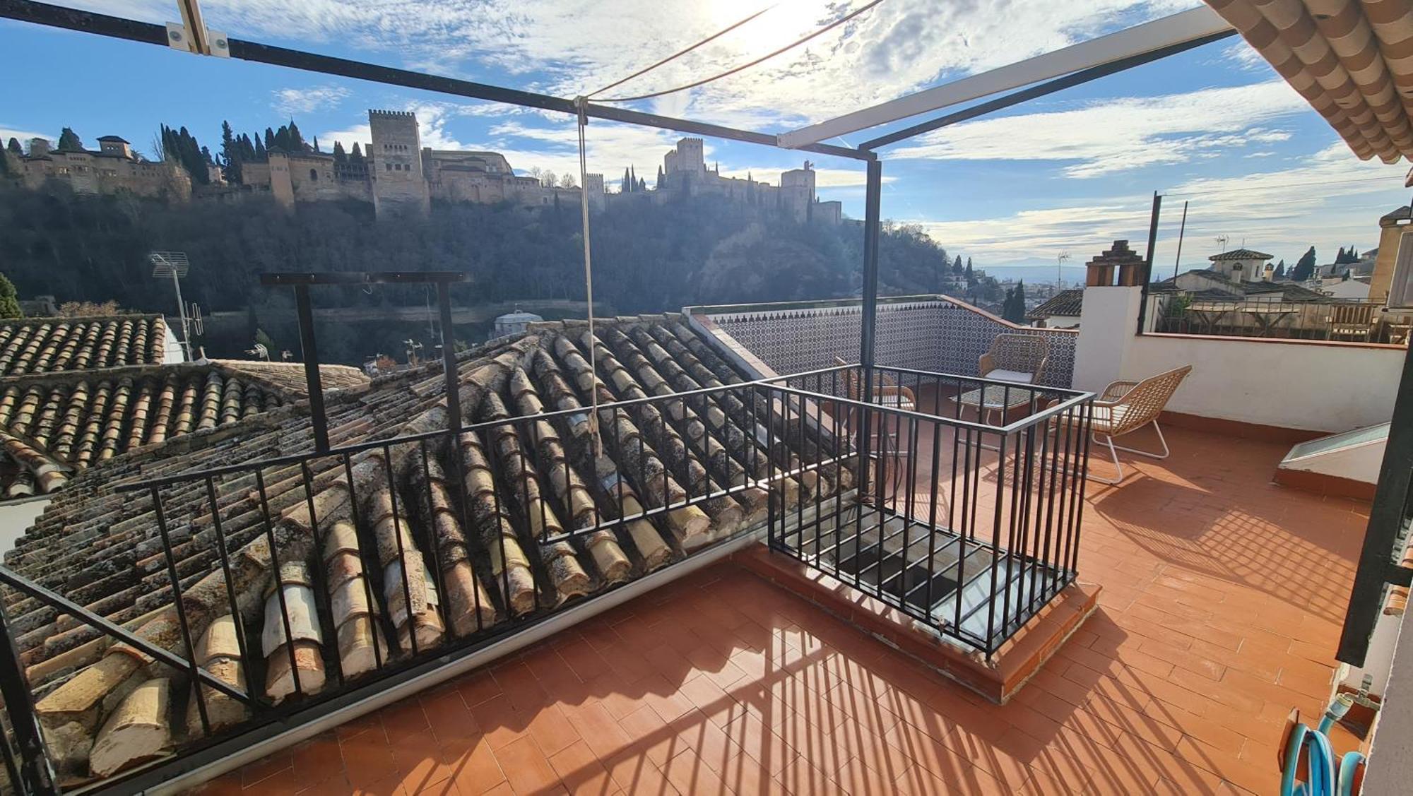 Zenit Mediterranean Suites By Florentia Homes Granada Dış mekan fotoğraf