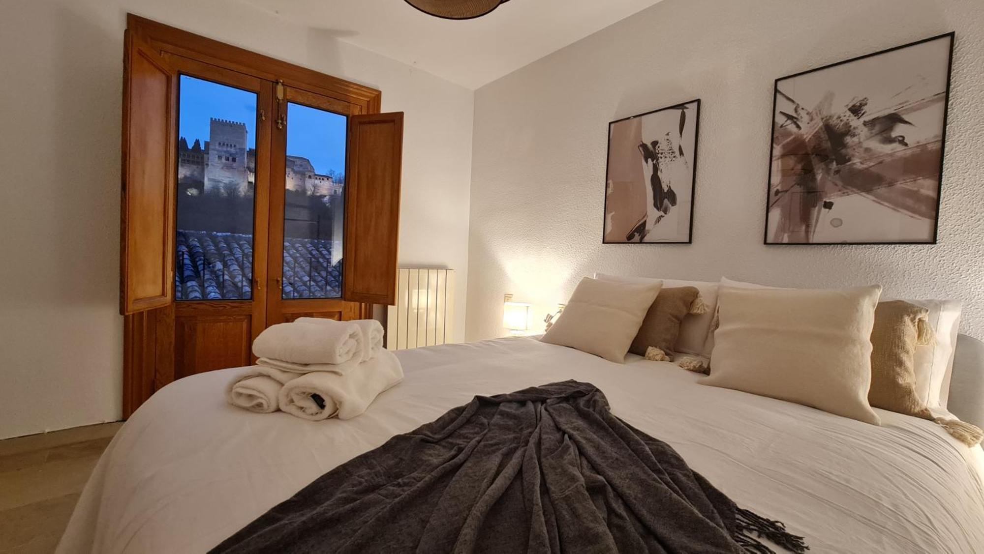 Zenit Mediterranean Suites By Florentia Homes Granada Dış mekan fotoğraf